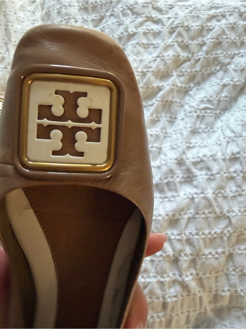 Tory Burch Camel Leather Logo-Embellished Ballet Flats - Picture 6 of 8